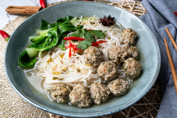 Spicy Vietnamese Meatball Soup