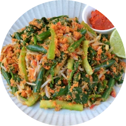 Balinese Coconut Vegetable Salad (Urab Sayur)
