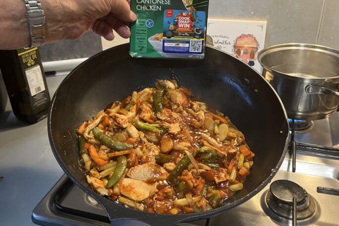 Chicken Cantonese with noodles