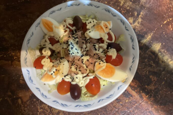 Tuna Salad Bowl with egg