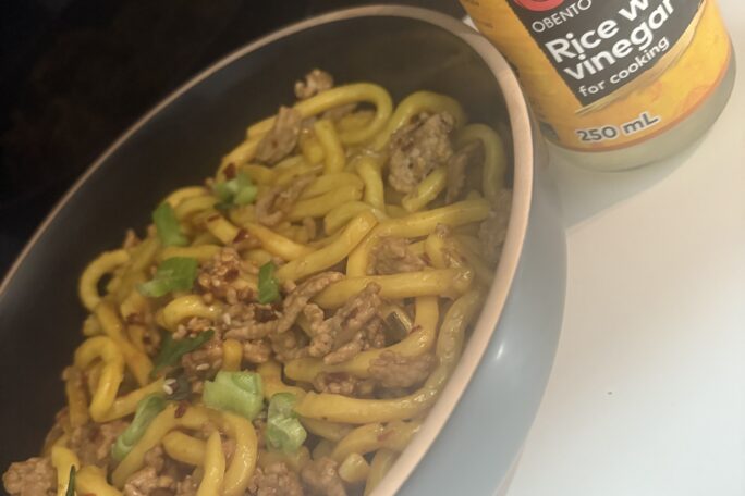 Chilli, garlic noodles