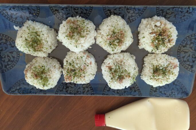 Tuna sushi rice balls