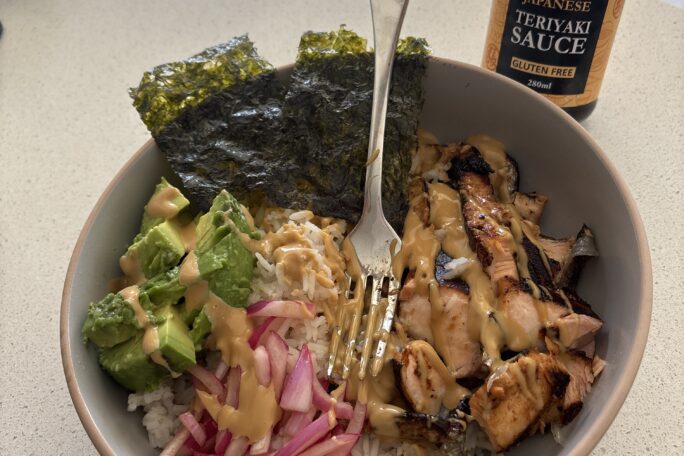 Teriyaki salmon rice bowl