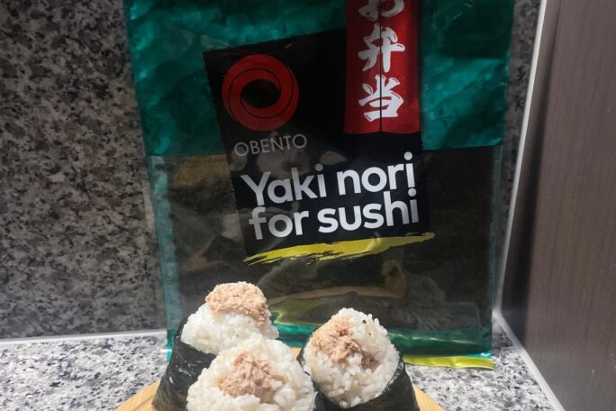 Tuna onigiri