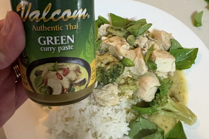 Thai green curry with fresh basil