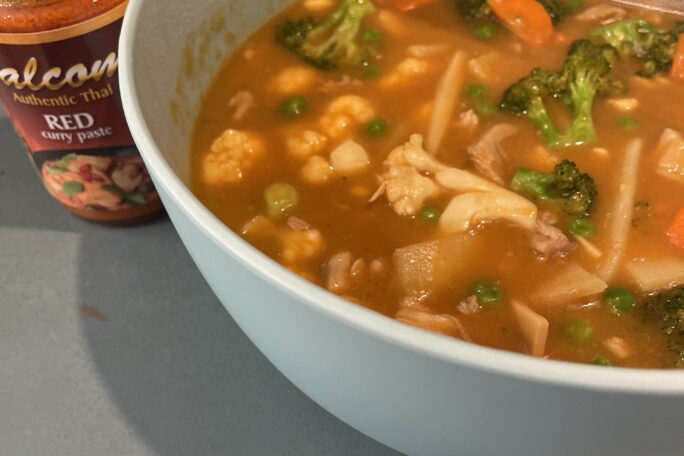 Thai red chicken curry