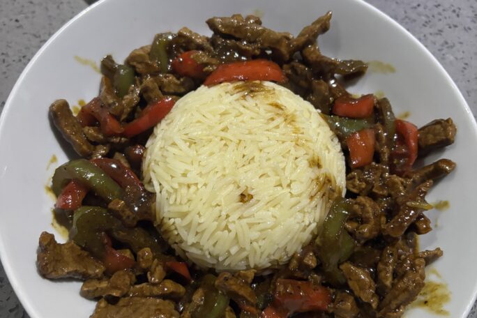 Black pepper steak with rice