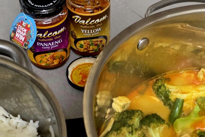 YellNang Curry Fusion