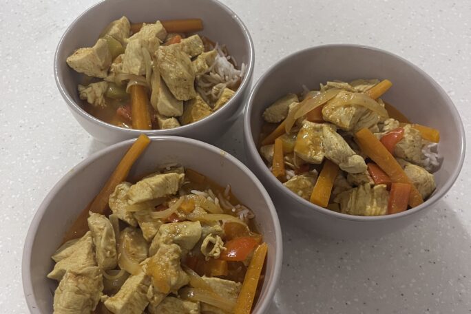 Yellow curry with chicken