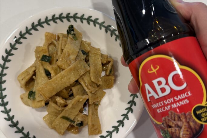 Stir-fried fish cake