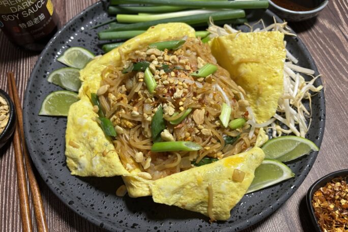 Pad Thai Hor Kai