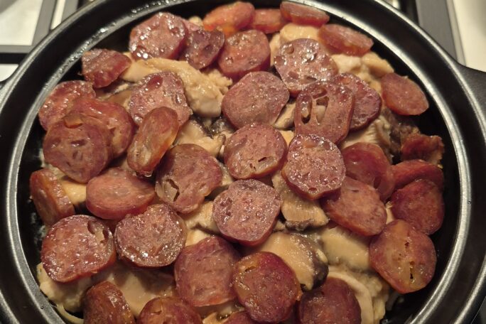 Claypot chicken rice