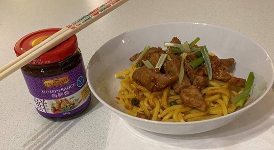 Hoi Sin Pork and Pea Hokkien Fusion