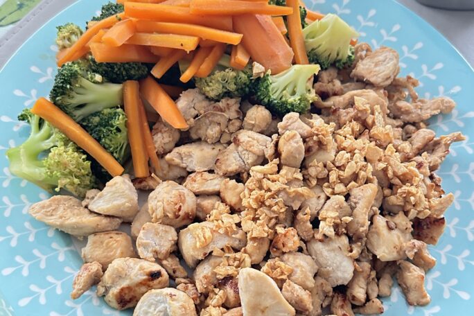 Thai Garlic chicken with vegetables