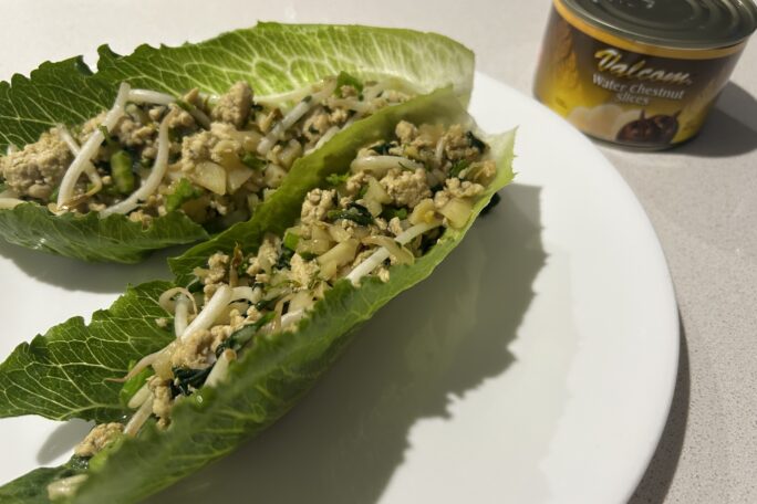 SAN cho bow with a twist