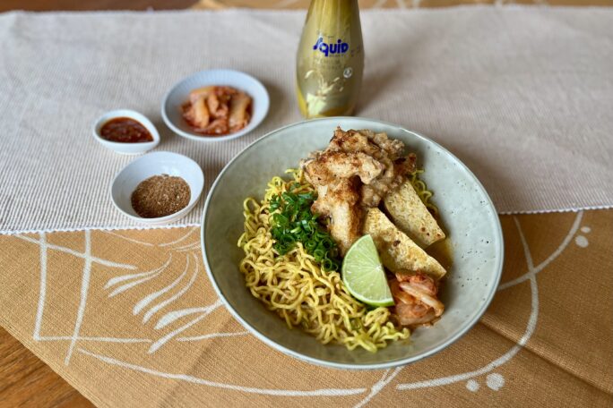 Sichuan khao soi tofu with shiitake mushroom grabong