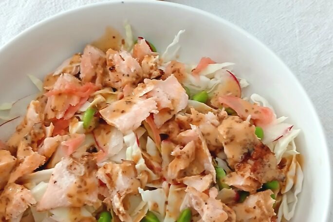 Salmon poke bowl