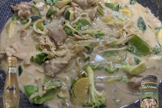 Thai’ed Up Green Chicken Curry