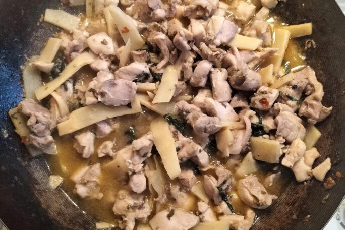 Thai Spicy Basil & Garlic Stir Fry