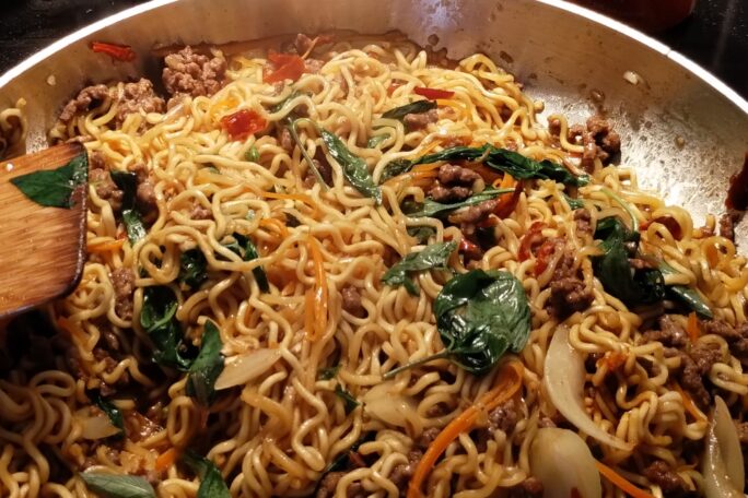 Pad Khee Mao MA MA with Beef