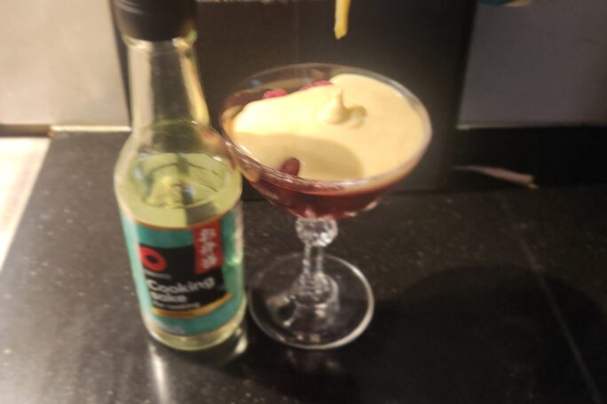 Red fruitsin sake Jelly